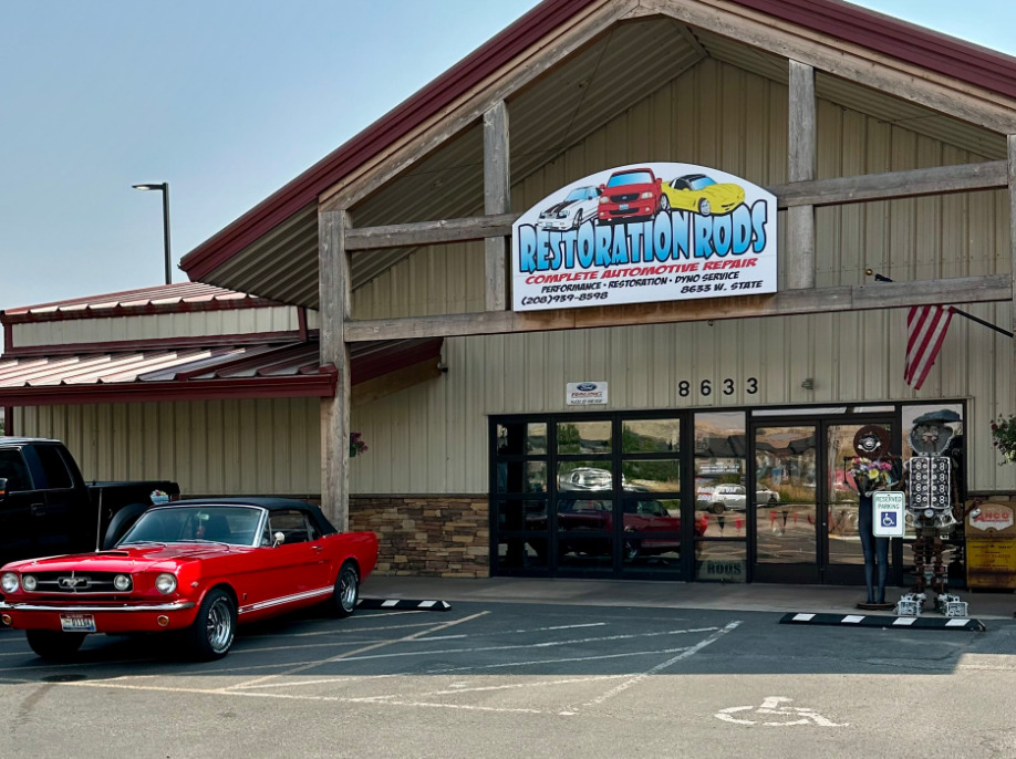 Restoration Rods logo.